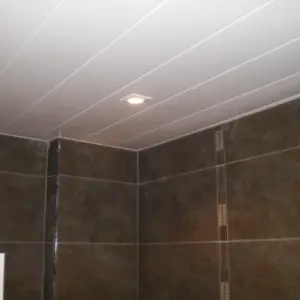 lamas blancas para falso techo de baño