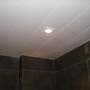 precio techos metalicos baño